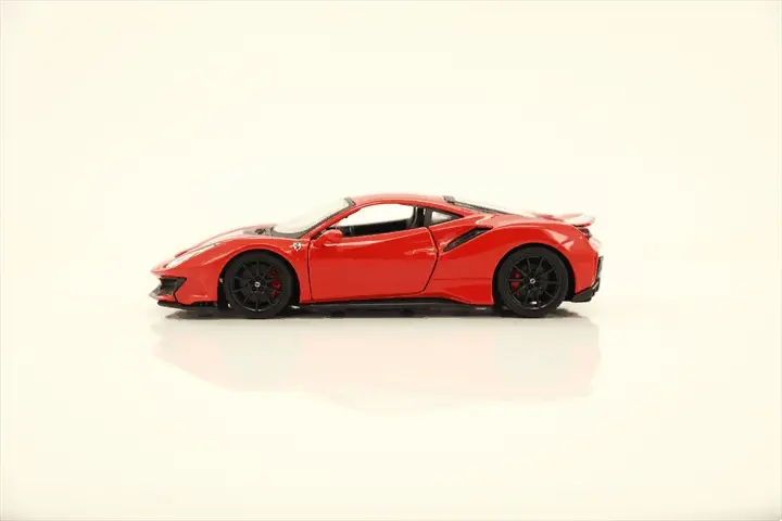 Ferrari 488 Pista R&P 1:24 Red - Image 3