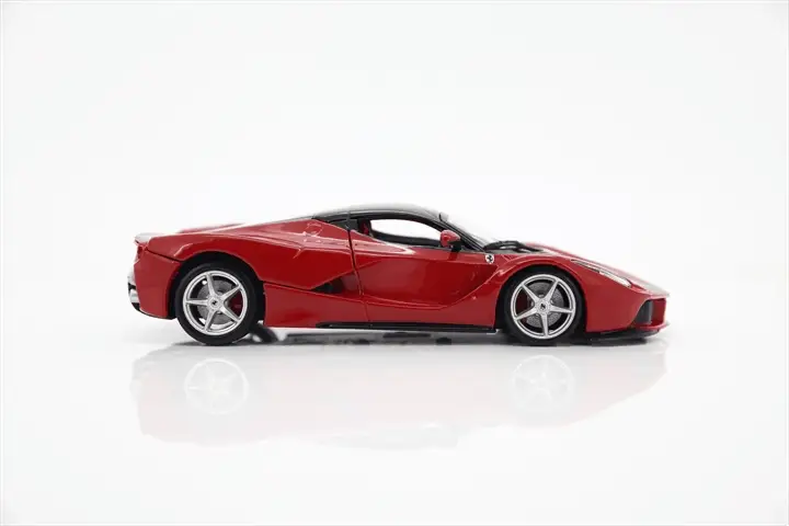 Ferrari LaFerrari 1:24 - Image 3