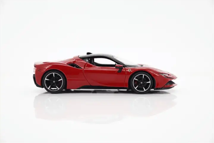 Ferrari SF90 Stradale 1:24 Red - Image 3