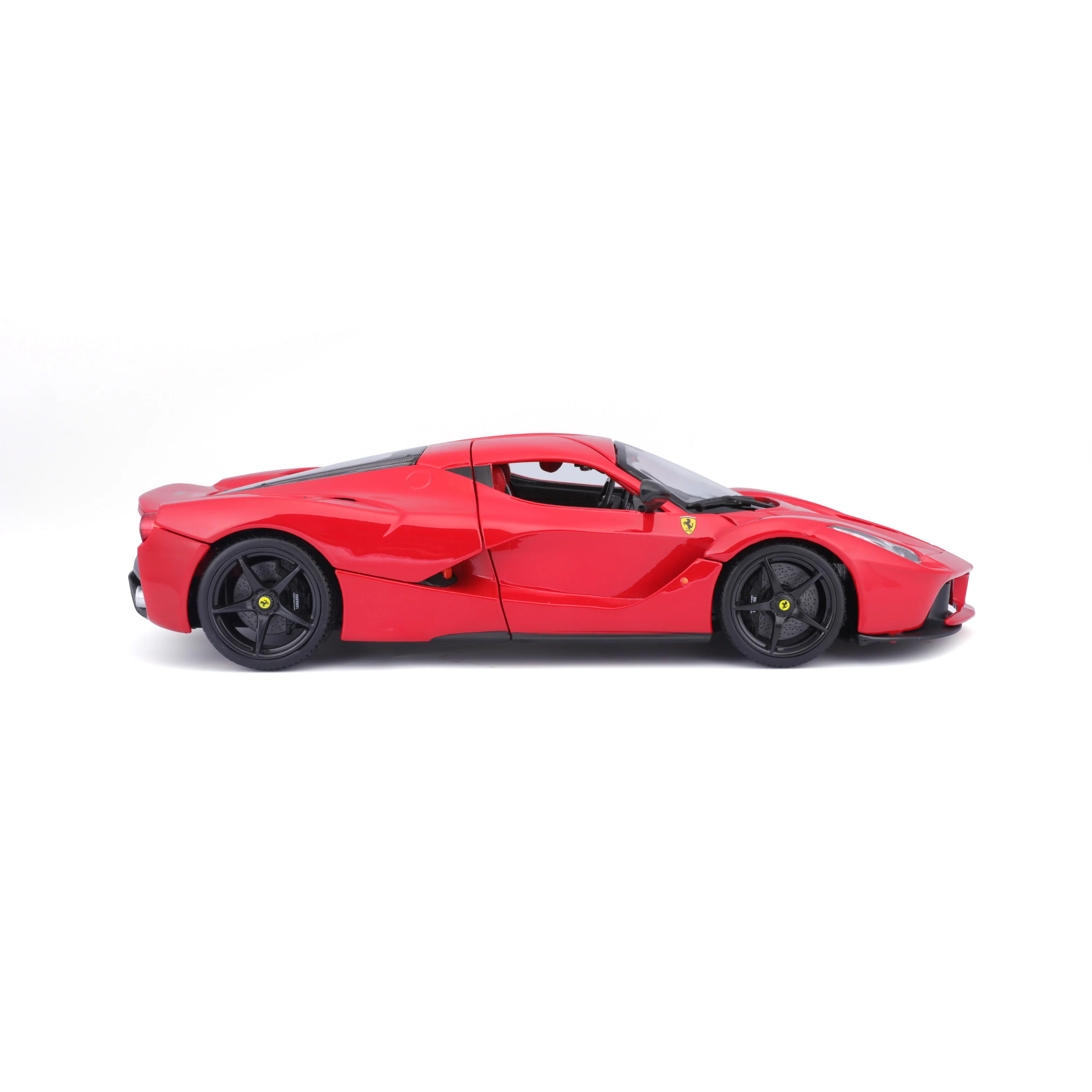 LaFerrari R&P 1:18 Red – Diecast Model - Image 5