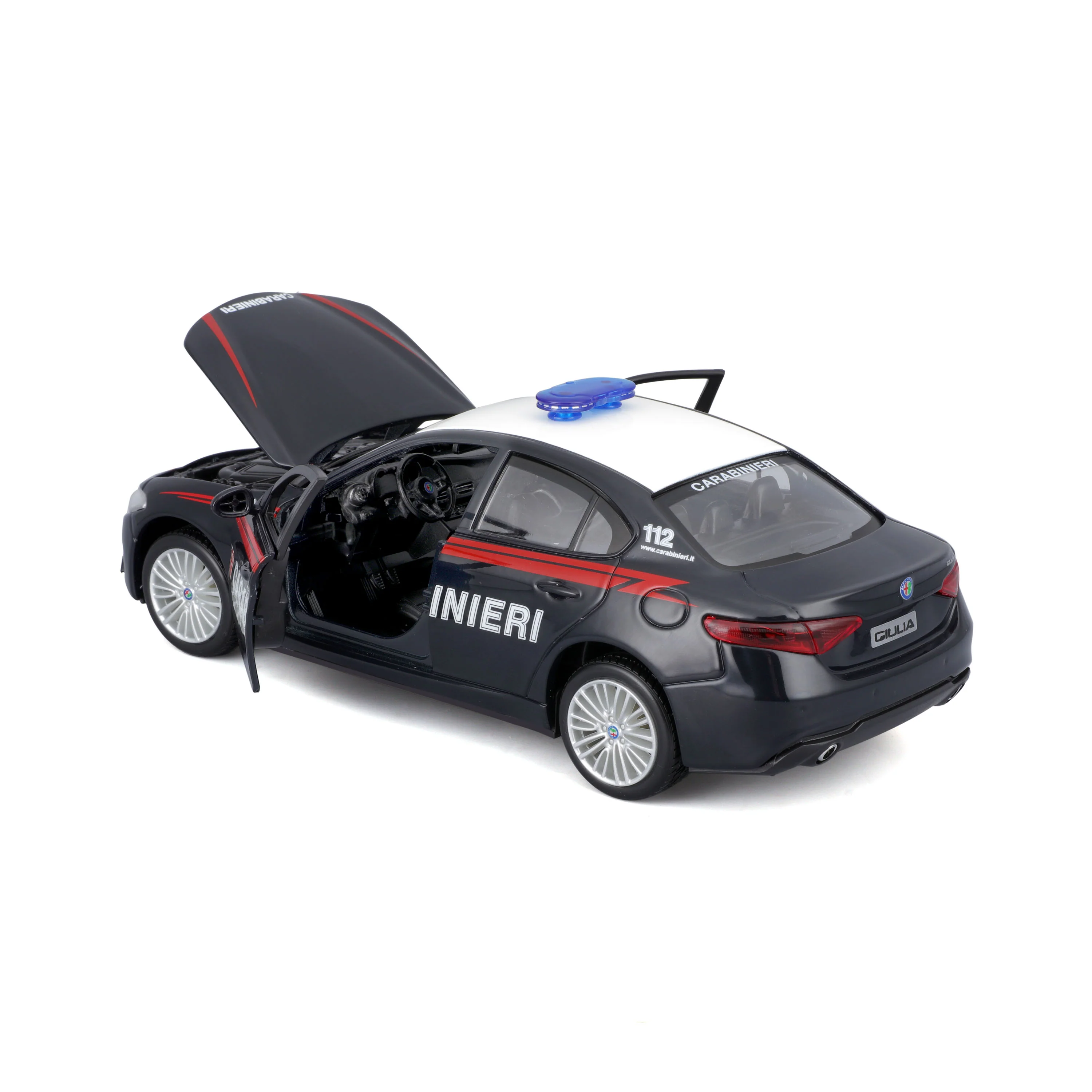 Model Kit Alfa Romeo GIULIA CARABINIERI – 1:24 - Image 4